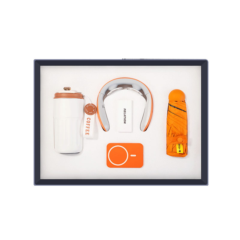 VIP Giveaway 2024 Luxury New Year Smart Promotional Gift Set with Logo Customization